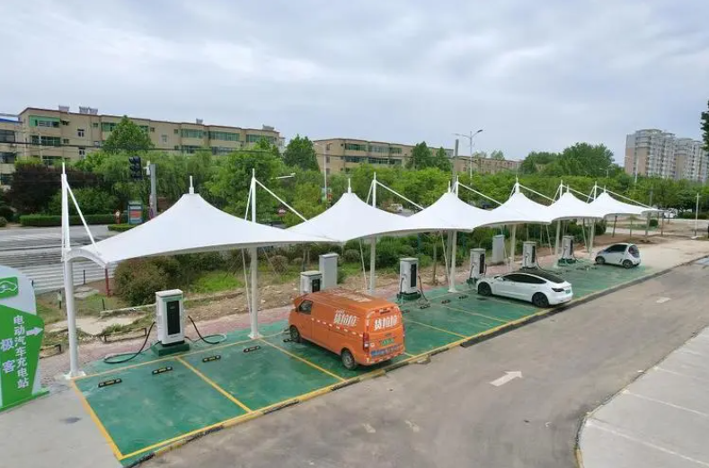 石屯长城交易市场充电站